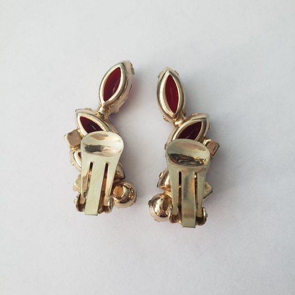 Vintage Red Swarovski Crystal Ear Hugging Clip On Earrings - Picture 4 of 6